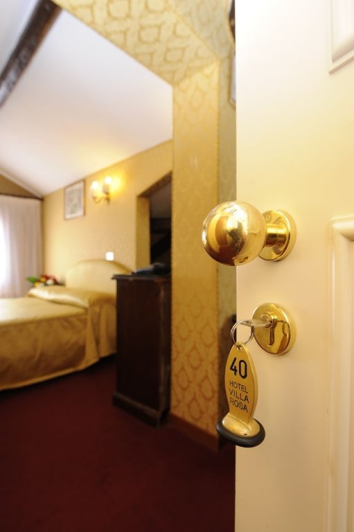 Фото Hotel Villa Rosa