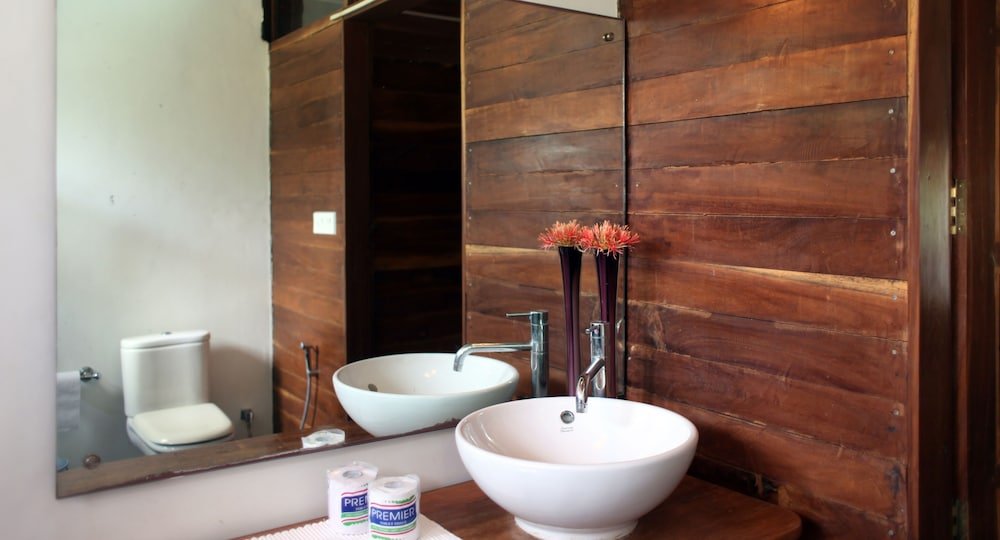 Фото The Eco, The Poolside Beach Retreat