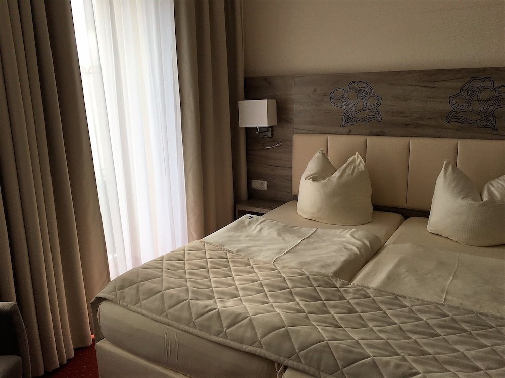 Фото Hotel Rosengarten