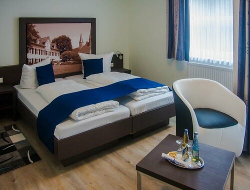 Гостиница Schaumburger Ritter Hotel & Restaurant