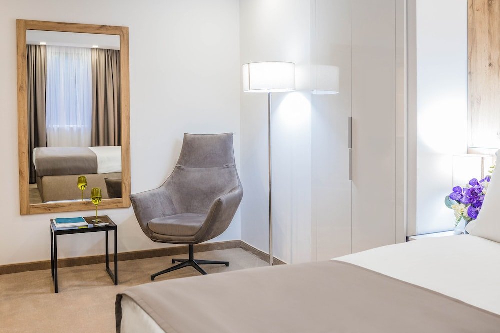 Фото Mark Hotel Belgrade