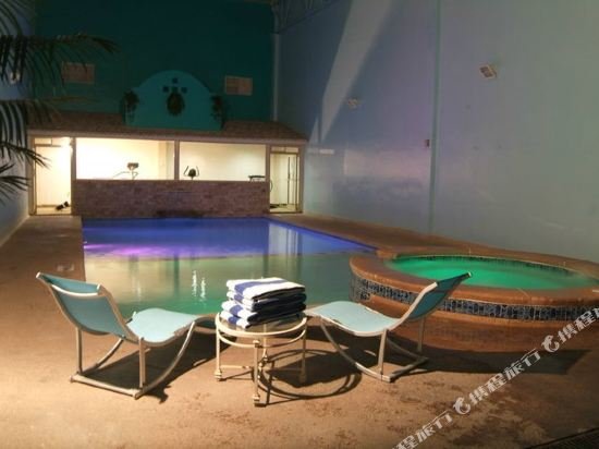 Фото Hotel El Cason and Suites