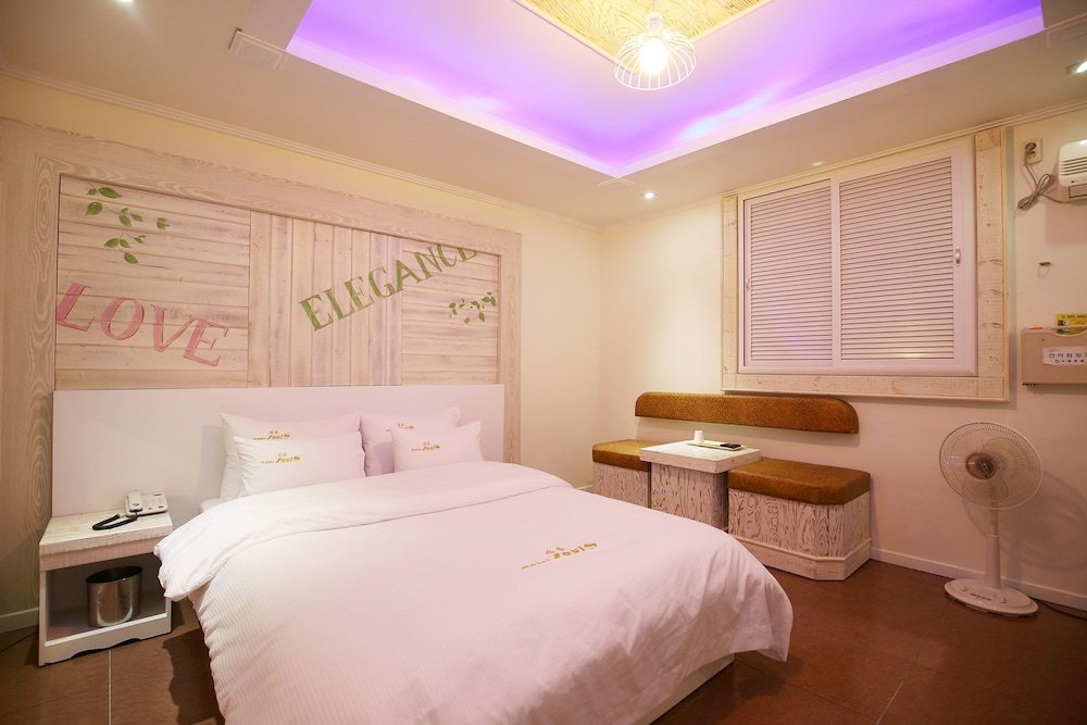 Фото Chungnam Garyong Soul Motel and Pension