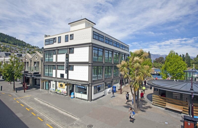 Гостиница Absoloot Queenstown Backpackers в Куинстауне