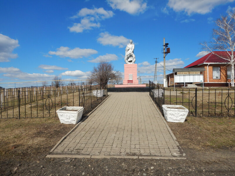 Monument, memorial Воинам, погибшим в Великой Отечественной войне 1941-1945 гг., Belgorod Oblast, photo