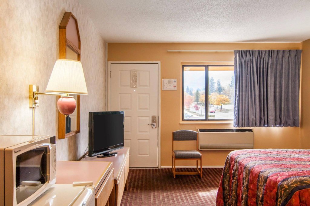 Фото Scottish Inn