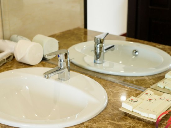 Фото Amona Hotel