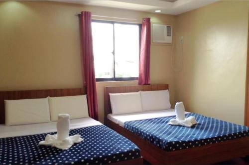 Фото East Square Inn