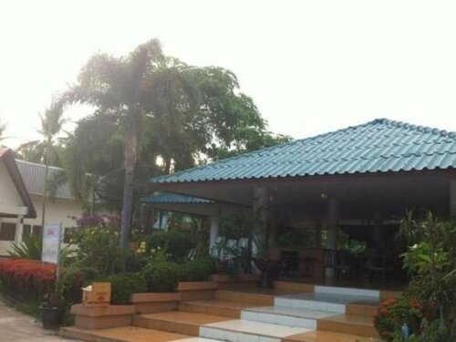 Гостиница Trang Andaman Resort