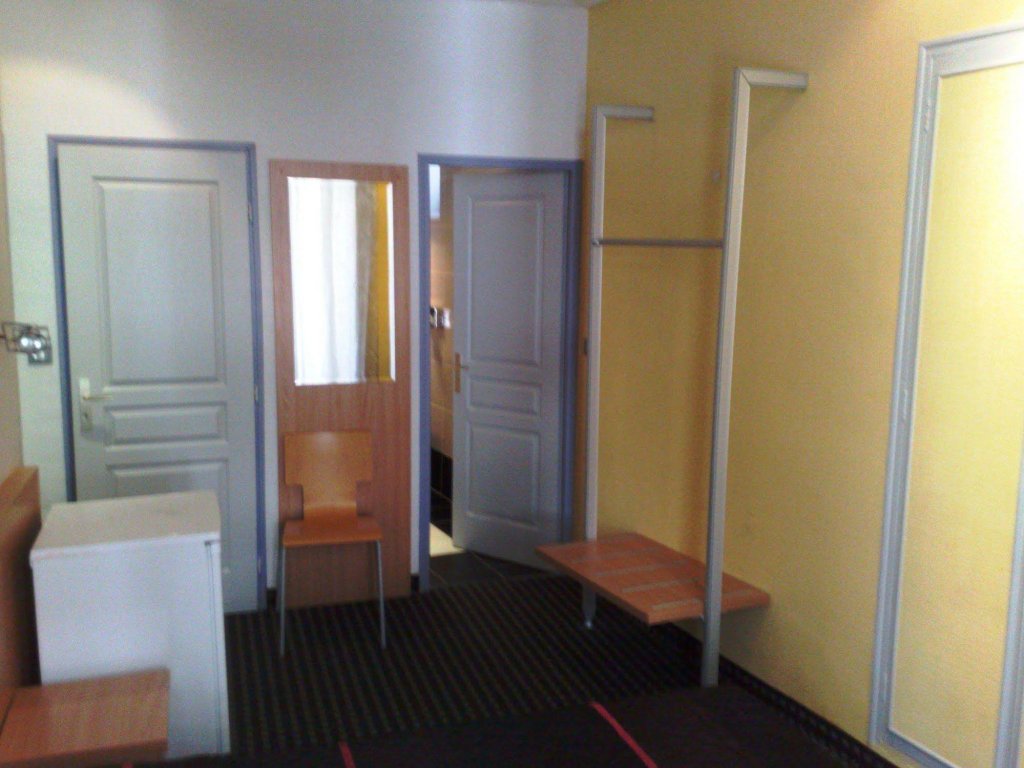 Фото Modern Waikiki Hotel