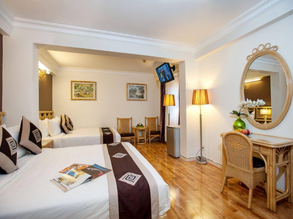 Фото Dragon Palace II Hotel