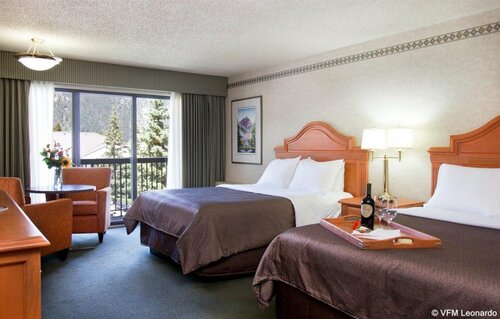 Внешний вид отеля Banff Park Lodge в Банфе, фото 5