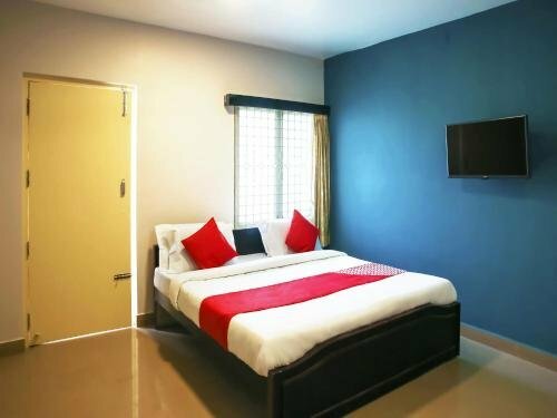 Гостиница Capital O 14623 Travellers Inn
