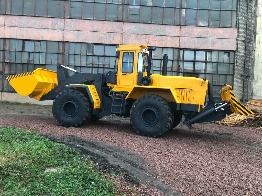 Agricultural machinery, equipment Peterburgsky Traktorny Kontsern, Saint Petersburg, photo