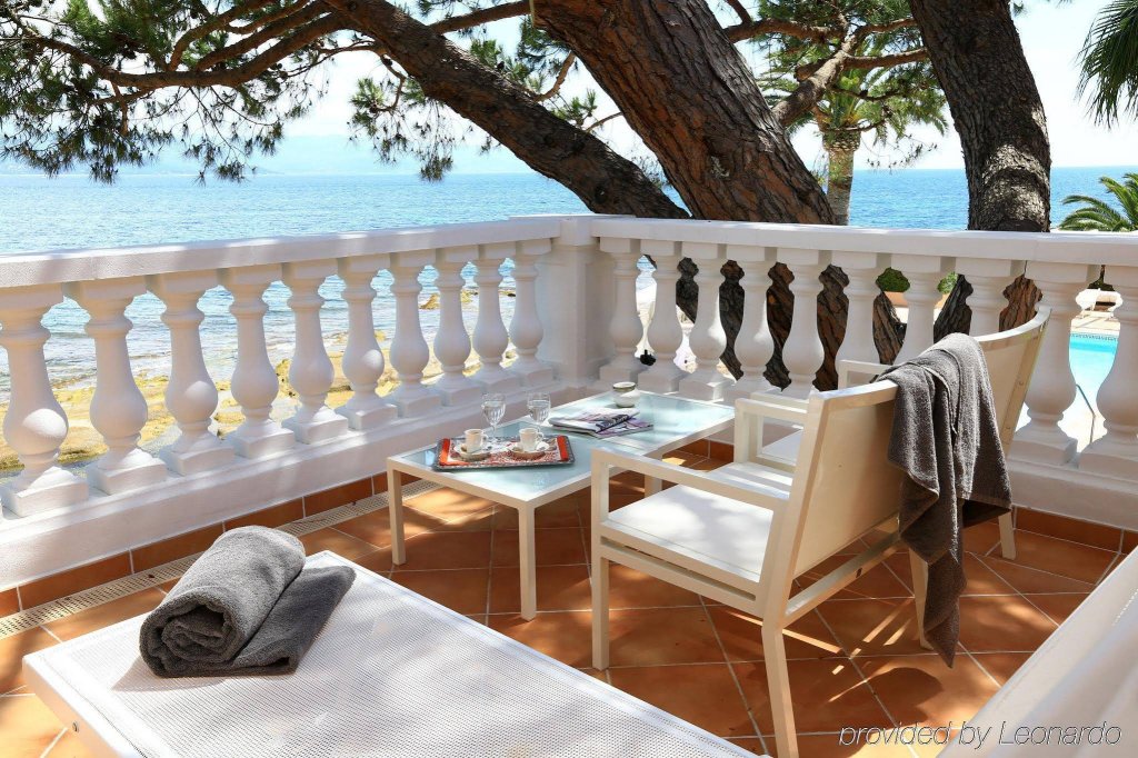 Фото Hotel Demeure Les Mouettes