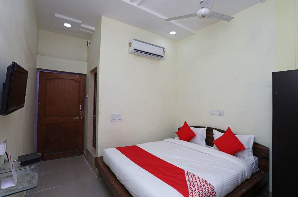 Фото Oyo 19858 Kanha Palace