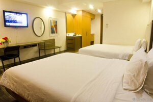 La Breza Hotel (National Capital Region, Quezon City), hotel