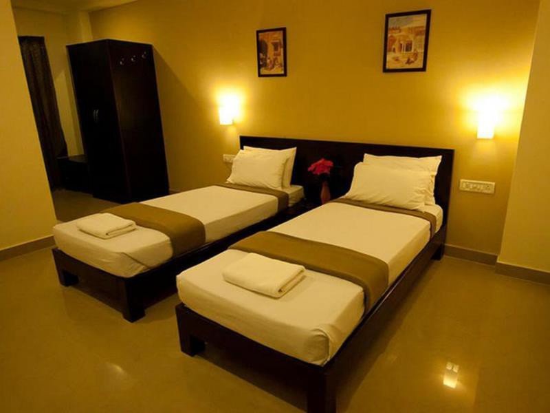 Фото Hotel Rajmahal Inn