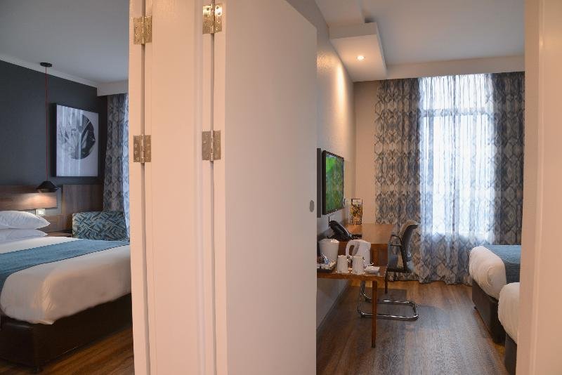 Фото Umhlanga Lodge - Adults Only