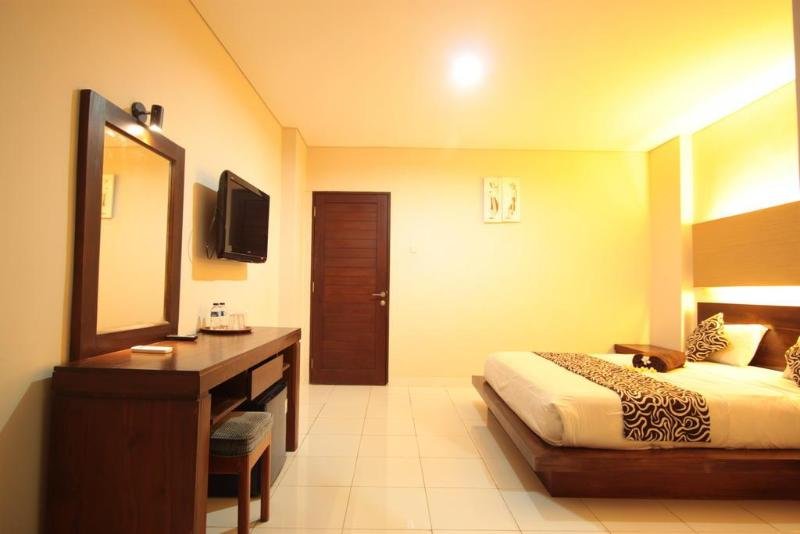 Фото Bakung Sari Hotel