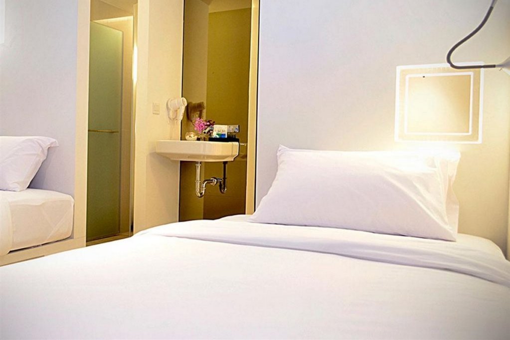 Фото Mood Hotel Pattaya