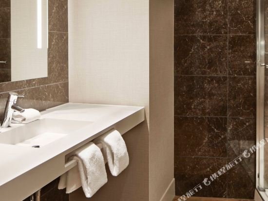 Фото Ac Hotel by Marriott Minneapolis Downtown