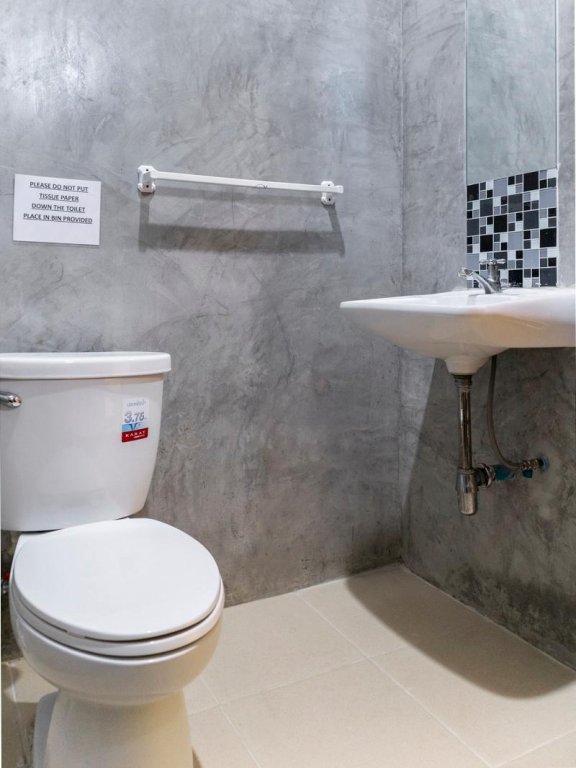 Фото Oyo 450 Rawai Studios Resort