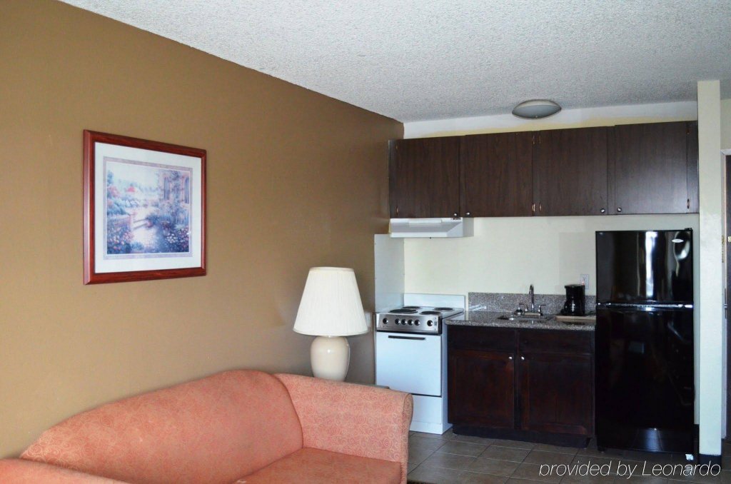 Фото Studio 6 Portland, Or