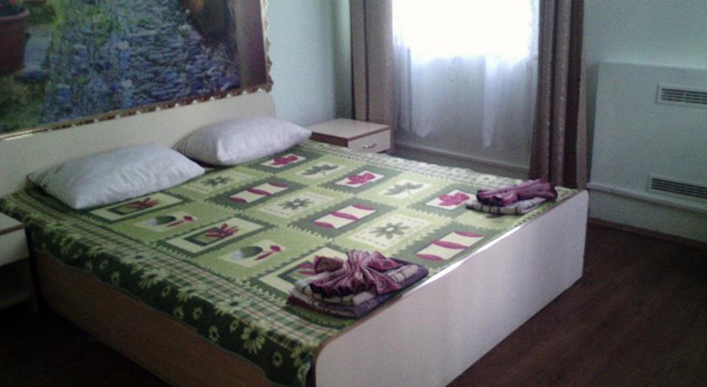 Фото Светлая