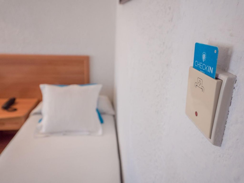 Фото Hotel Checkin Pineda