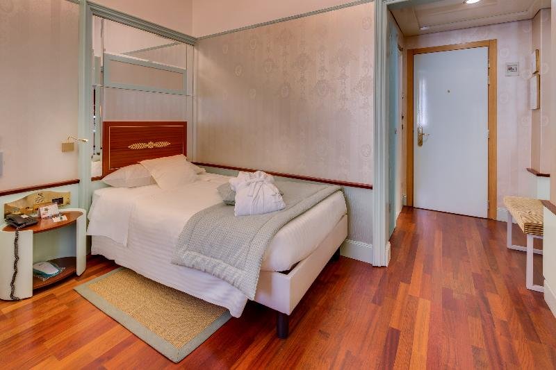 Фото C-hotels Rubens