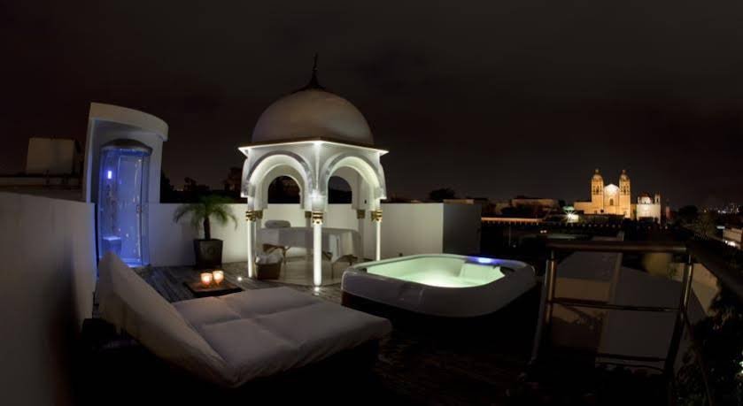 Фото отеля 2