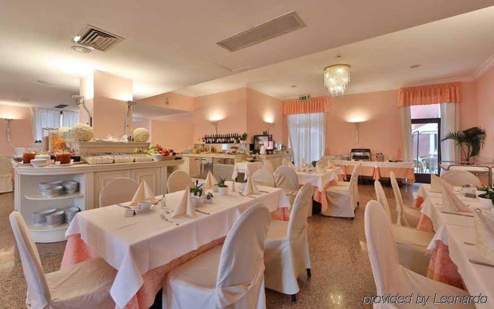 Фото Hotel Europa Sky Pool & Panorama