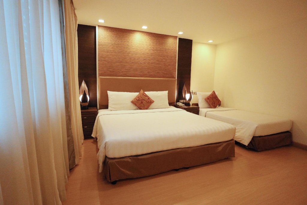 Фото Aspen Suites Hotel Sukhumvit 2