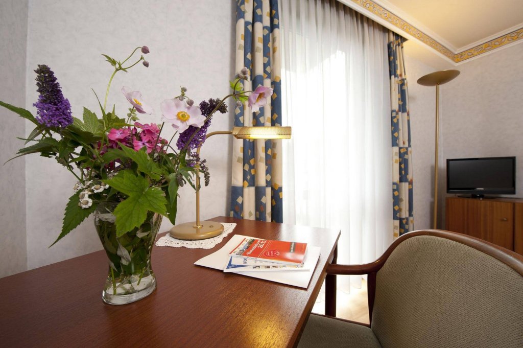 Фото отеля 3