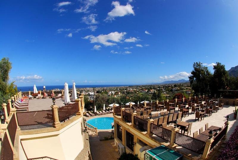 Фото Bellapais Monastery Village