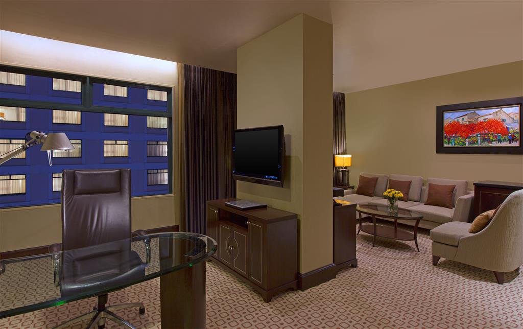 Фото Sheraton Saigon Hotel & Towers