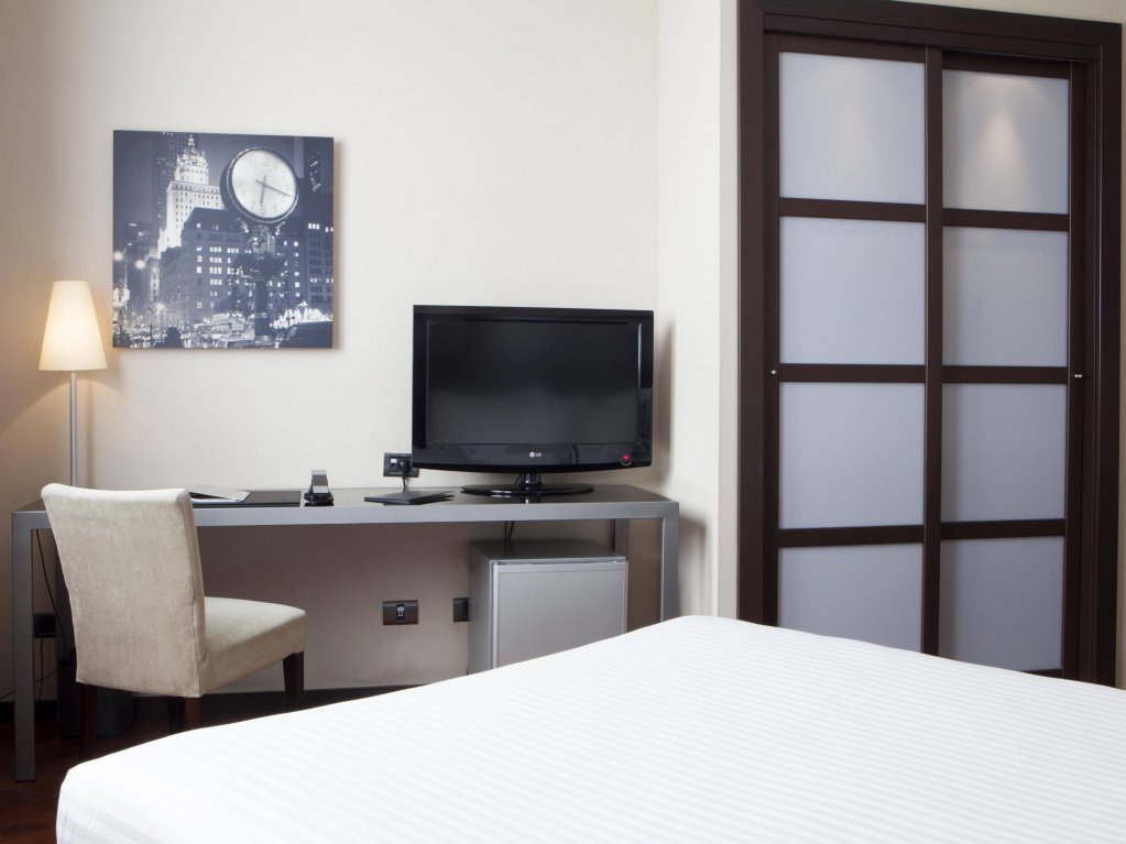 Фото AC Hotel Valencia