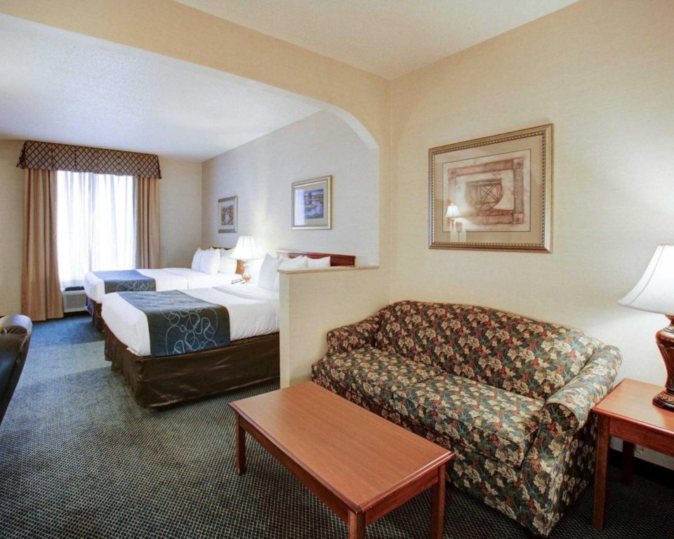 Фото Comfort Suites Waco Near University Area