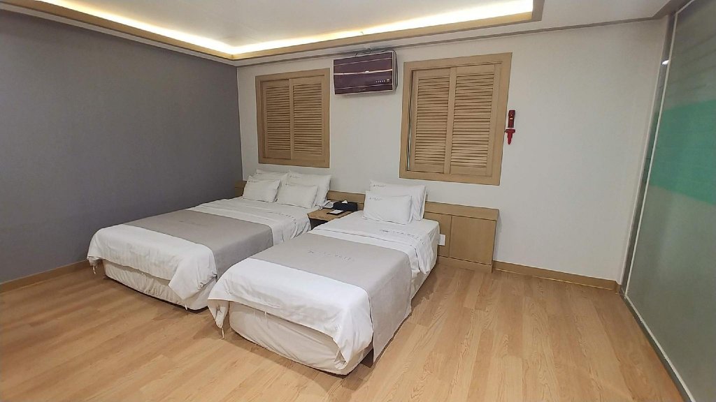 Фото Lex Tourist Hotel