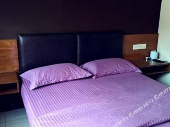 Фото Hotel Mustika Gajah Mada