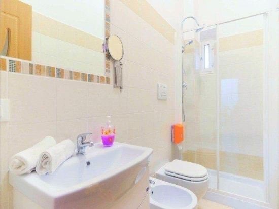 Фото B&t Rooms Trani