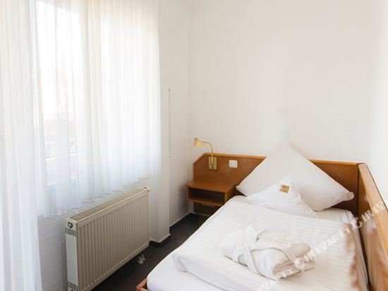 Фото Hotel Römerstein