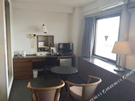 Фото Kanku Hotel Sunplus Yutaka