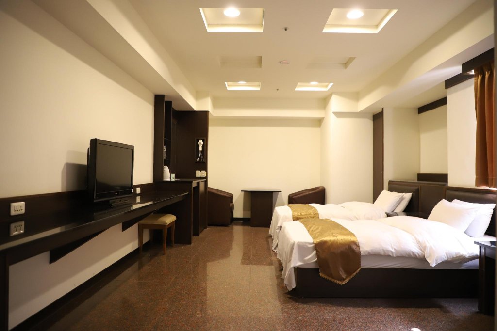 Фото Regal International Hotel