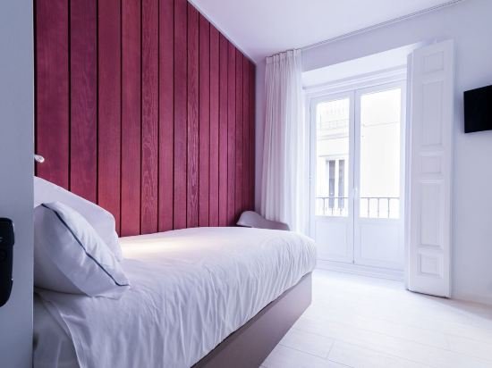 Фото B&b Hotel Madrid Centro Fuencarral 52