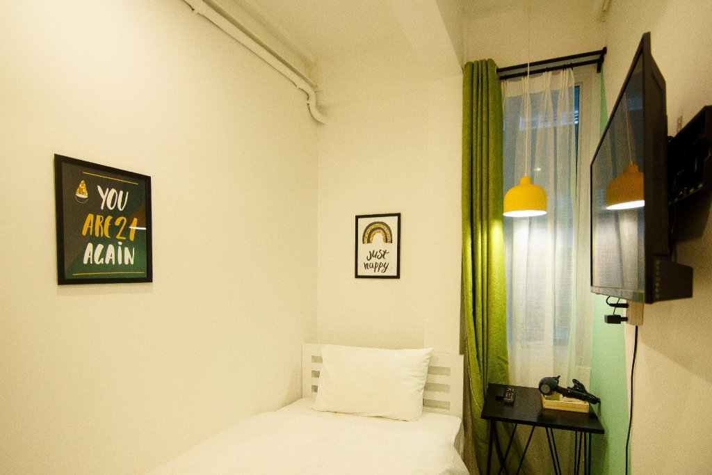 Фото Folk Poshtel Asok