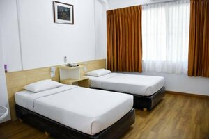 Basaya Beach Hotel & Resort (Chon Buri, Pattaya, Nongprue, Moo 9, 137), hotel