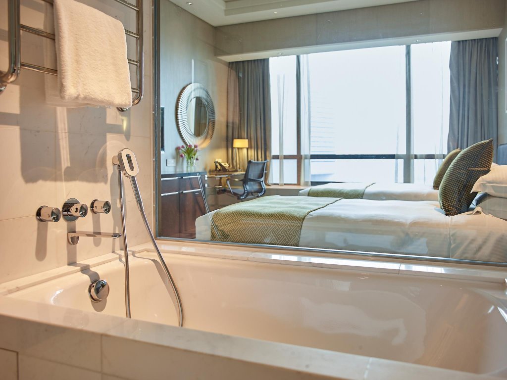 Фото Carlton City Hotel Singapore