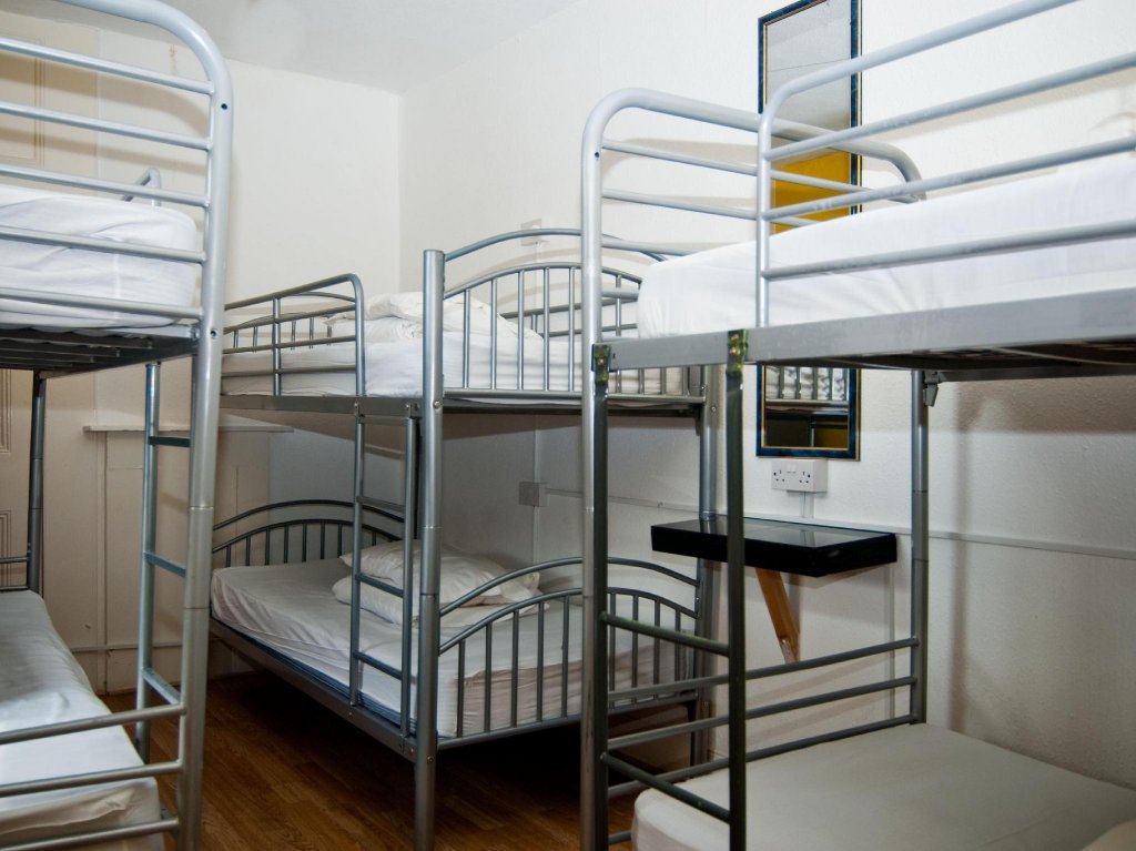 Фото Book a Bed Hostels